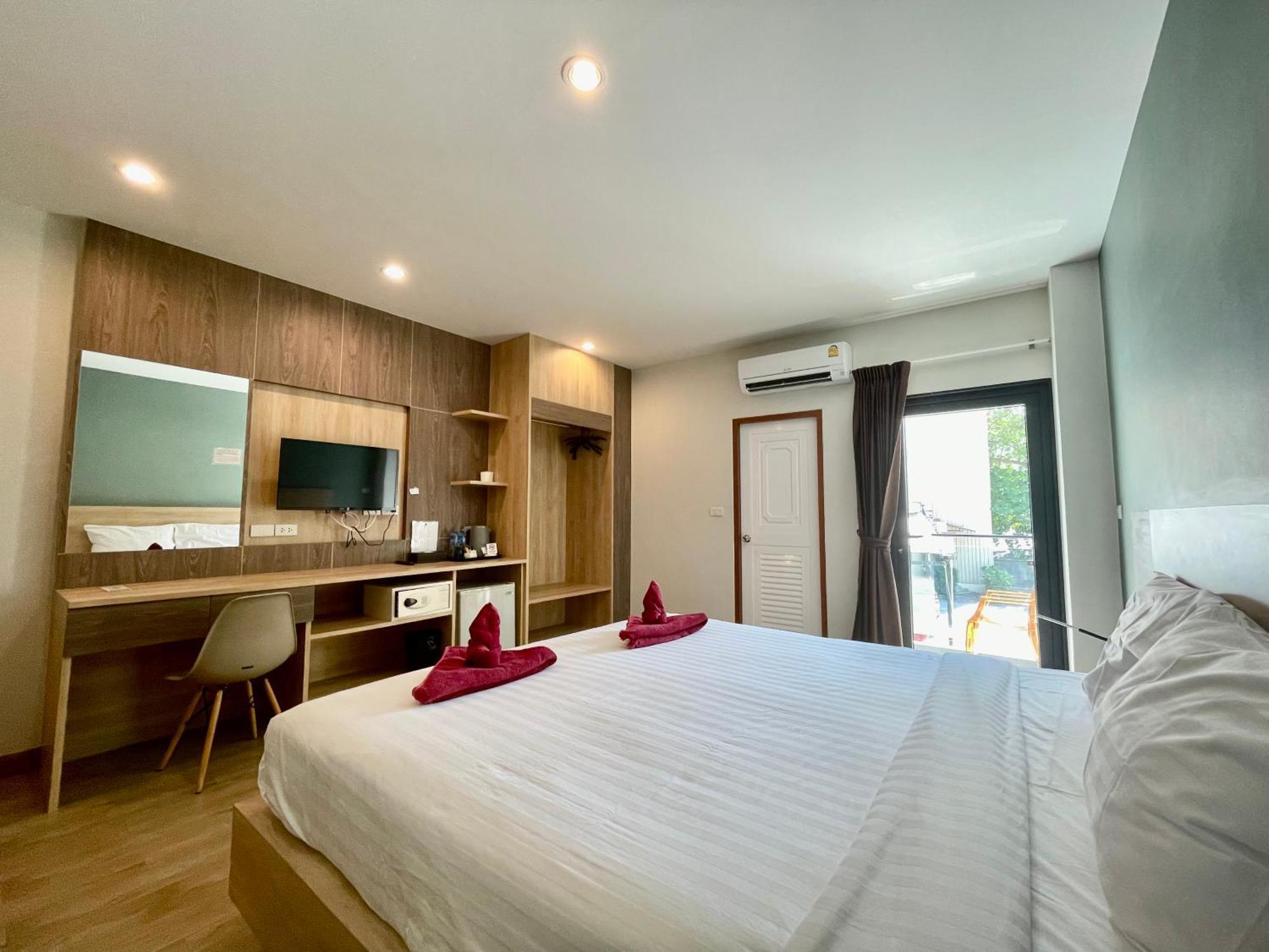 Room Actually Karon Exterior foto